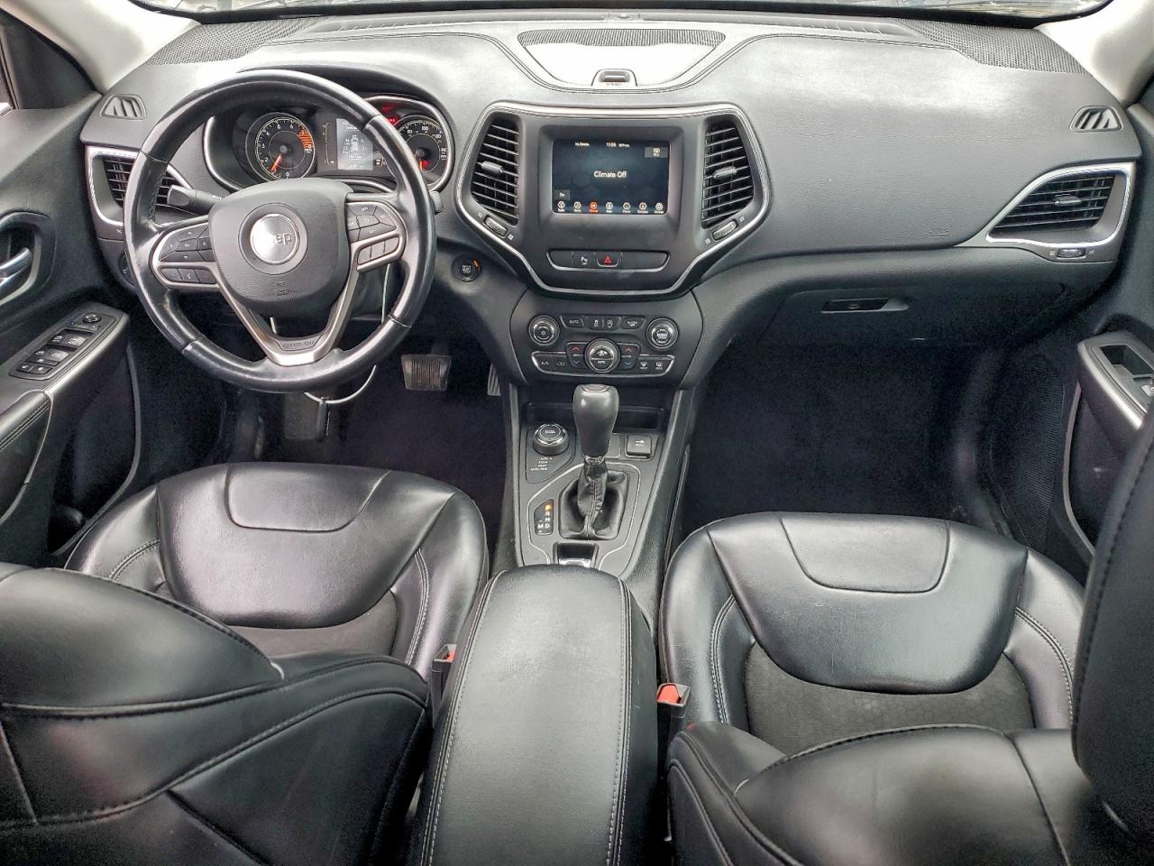 Jeep Grand Cherokee Latitude Plus Image 6