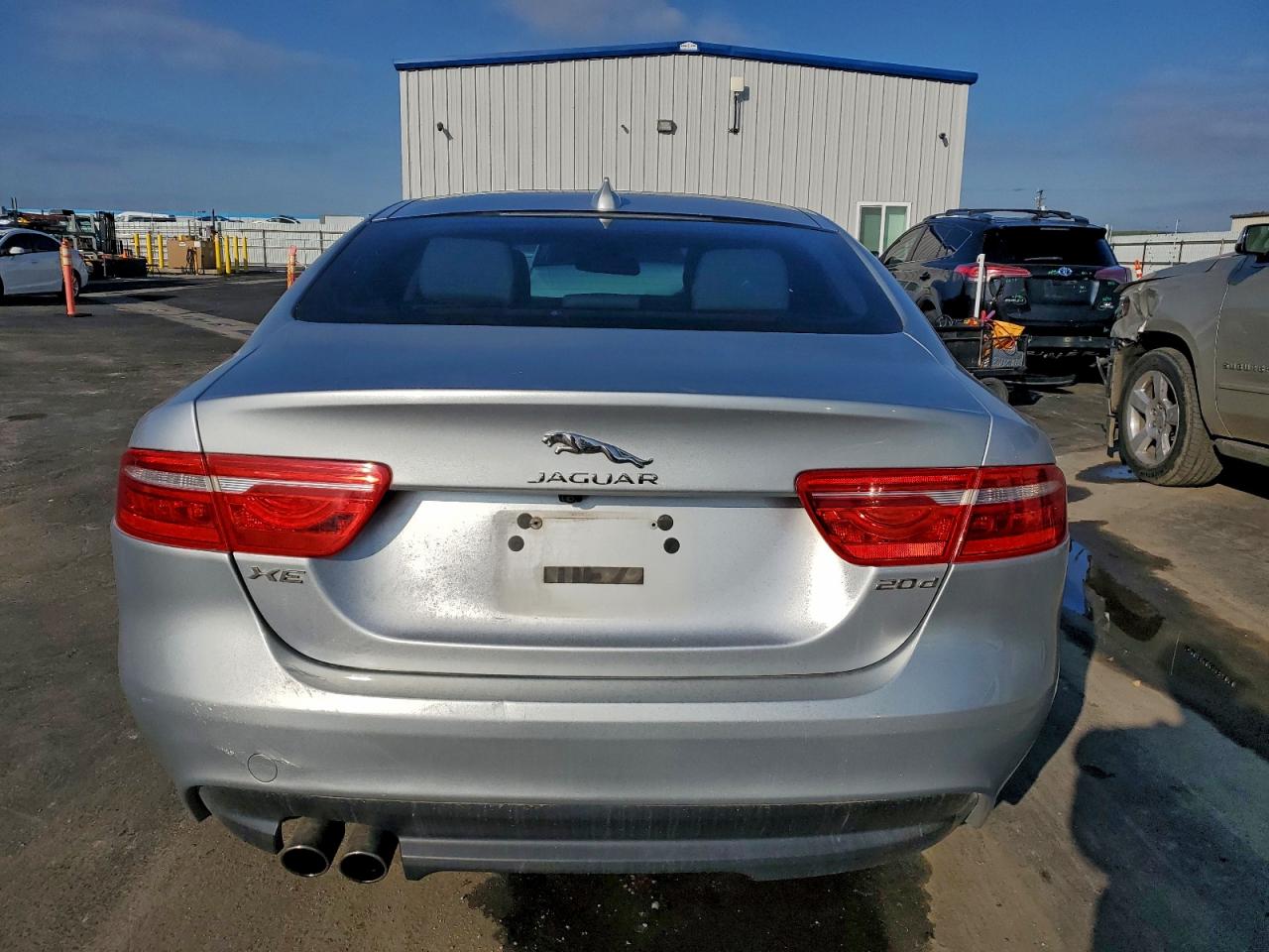 Jaguar XE Prestige Image 10