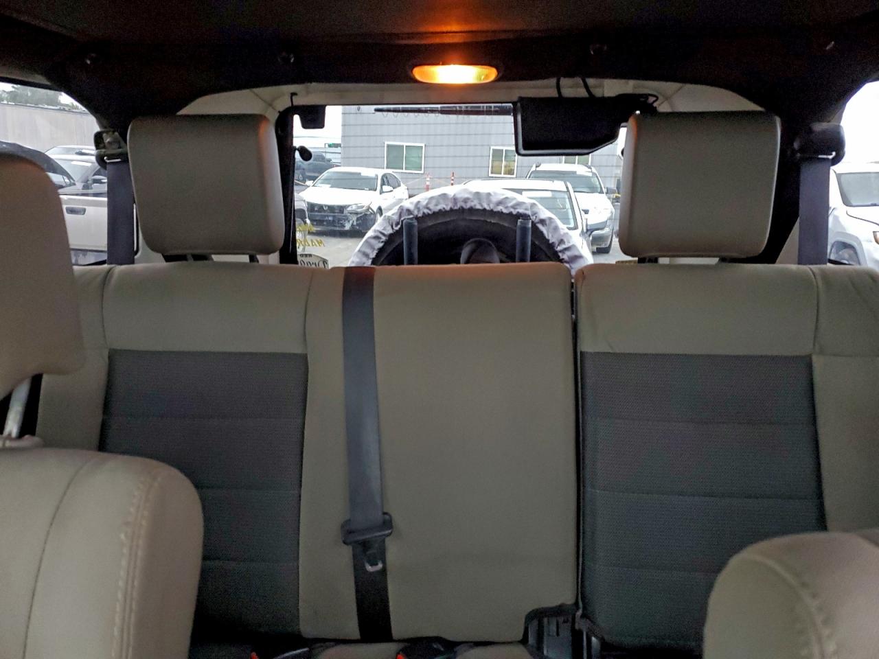 Jeep Wrangler X Image 9