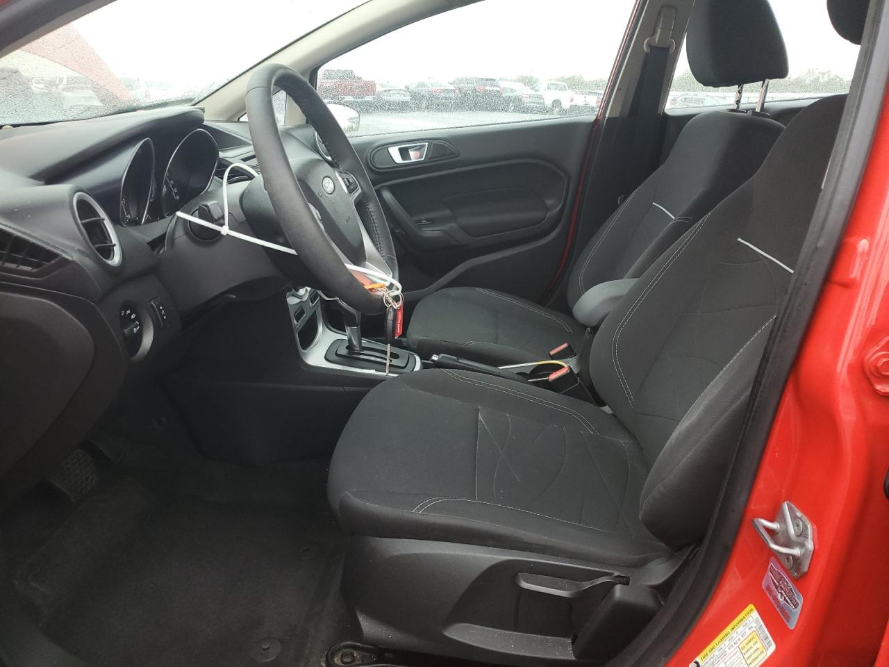 Ford Fiesta Se Image 8