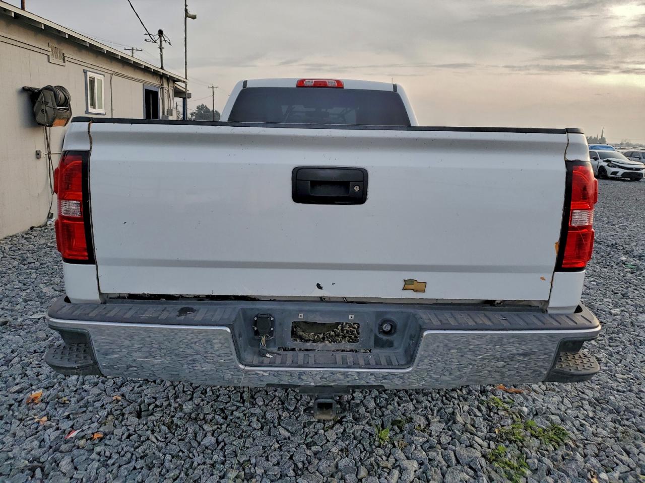 GMC Sierra C1500 Image 6