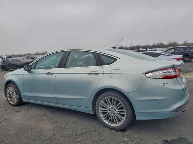 Ford Fusion Se Hybrid Image 2