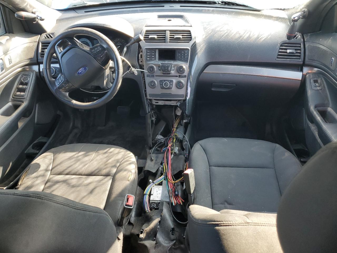 Ford Explorer Police Interceptor Image 9