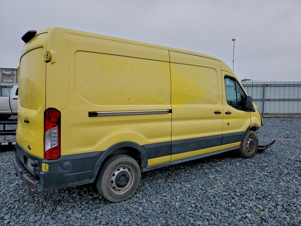 Ford Transit T-250 Image 3