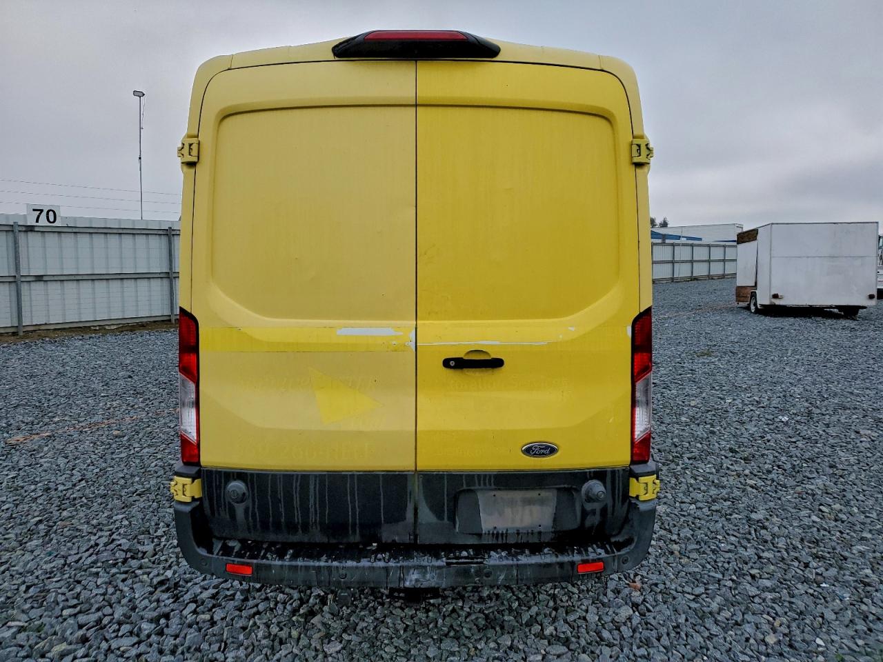 Ford Transit T-250 Image 13