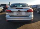 Ford Focus Se Image 12