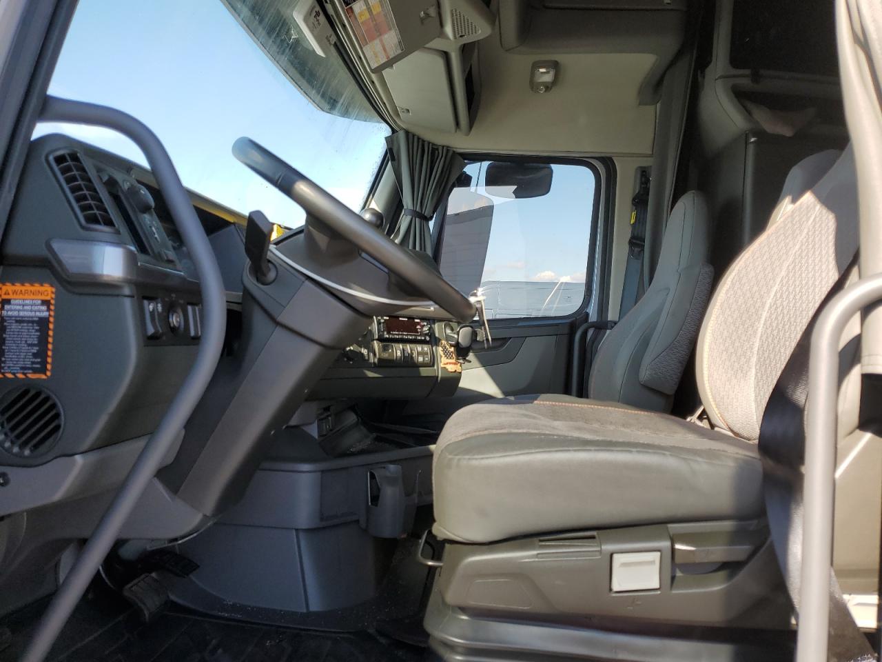 Volvo Vn Vnl Image 6