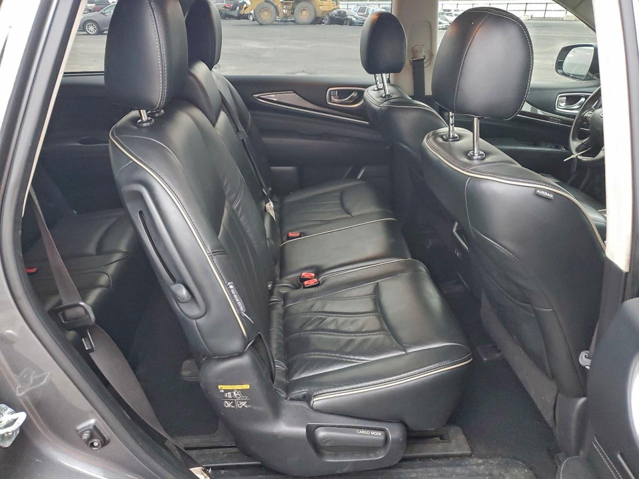 INFINITI Qx Luxe Image 10