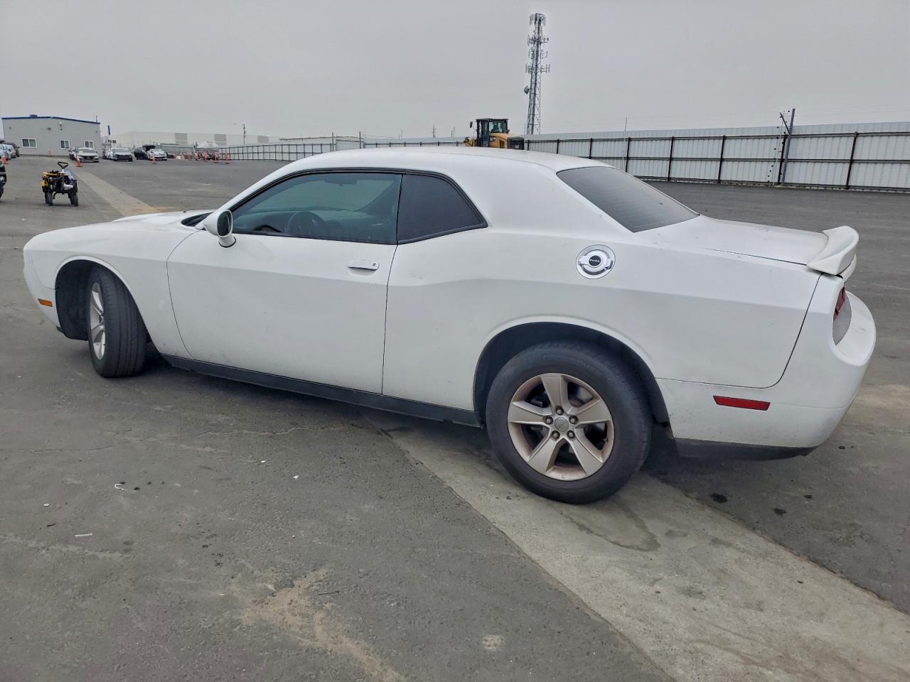 Dodge Challenger Sxt Image 9