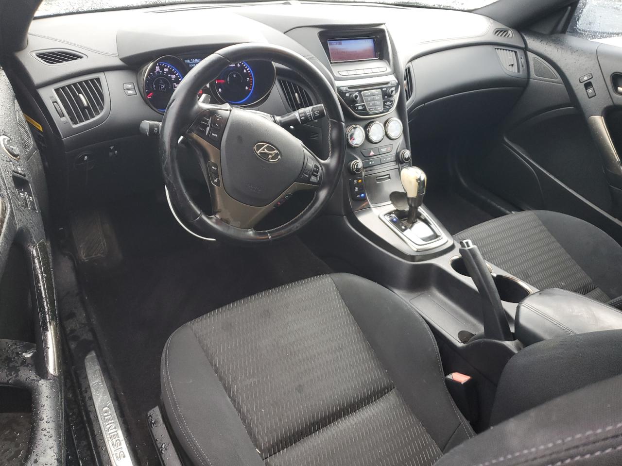 Hyundai Genesis 2.0t Image 7