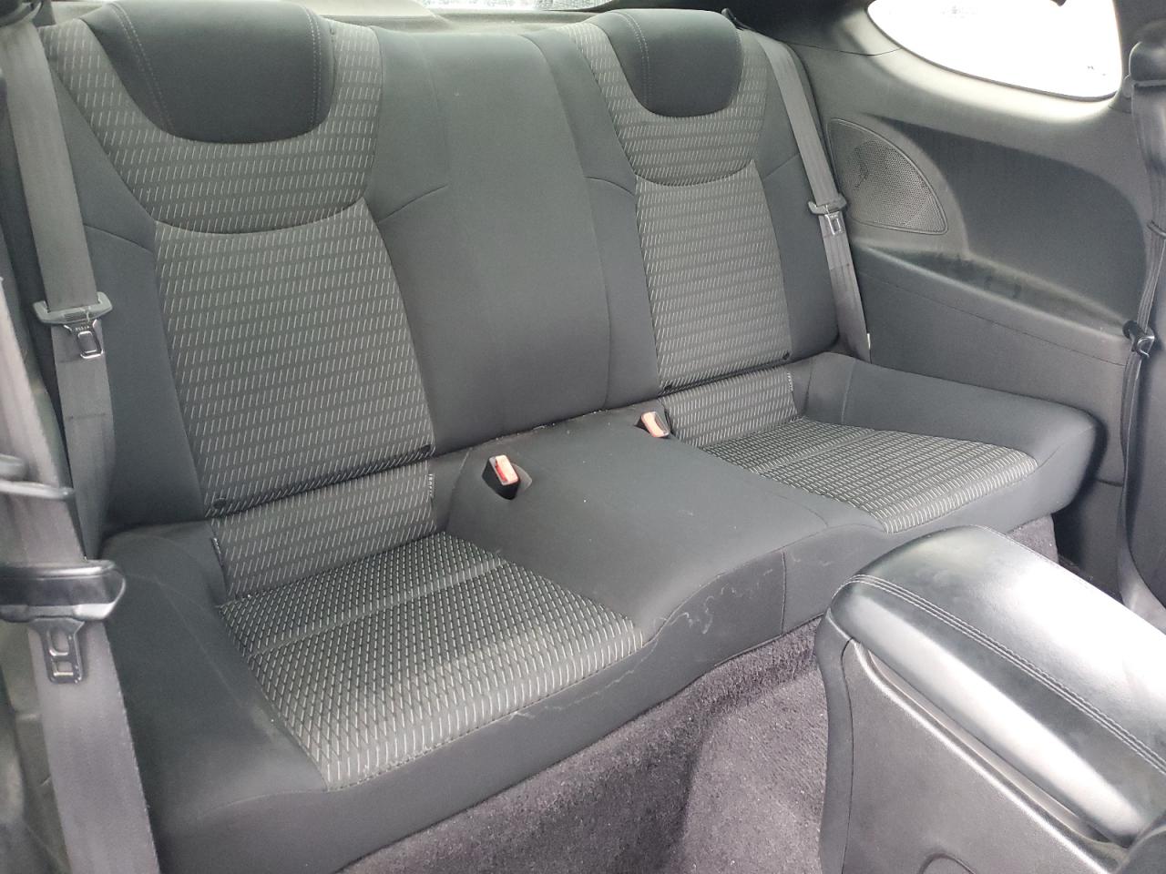 Hyundai Genesis 2.0t Image 6