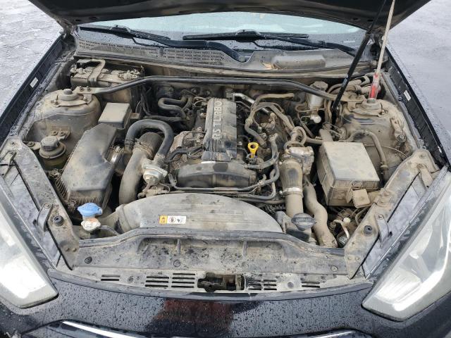 Hyundai Genesis 2.0t Image 12