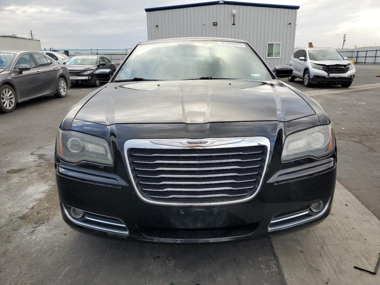 Chrysler 300 S Image 7
