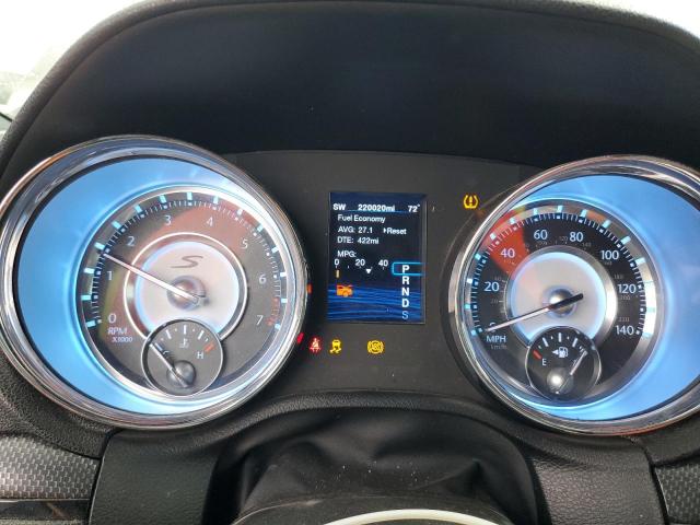 Chrysler 300 S Image 12