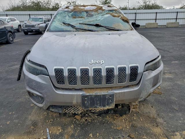 Jeep Grand Cherokee Latitude Plus Image 10