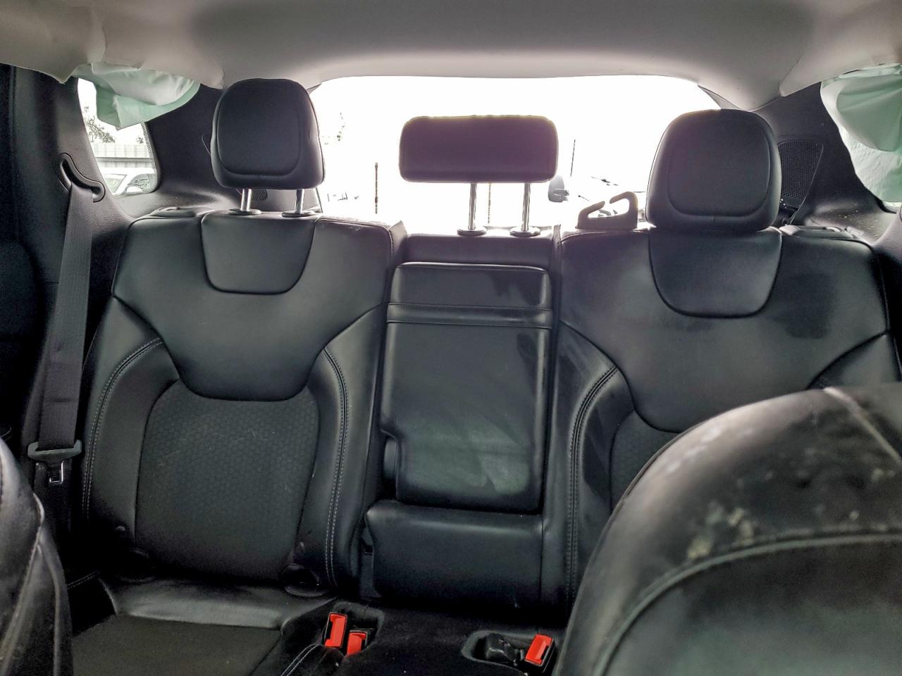 Jeep Grand Cherokee Latitude Plus Image 13