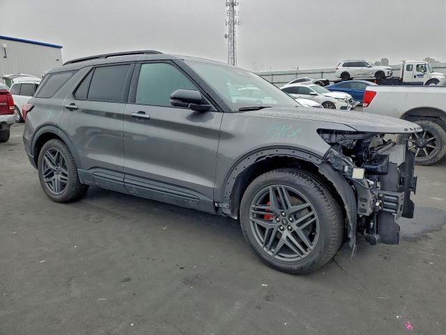 Ford Explorer St Image 5