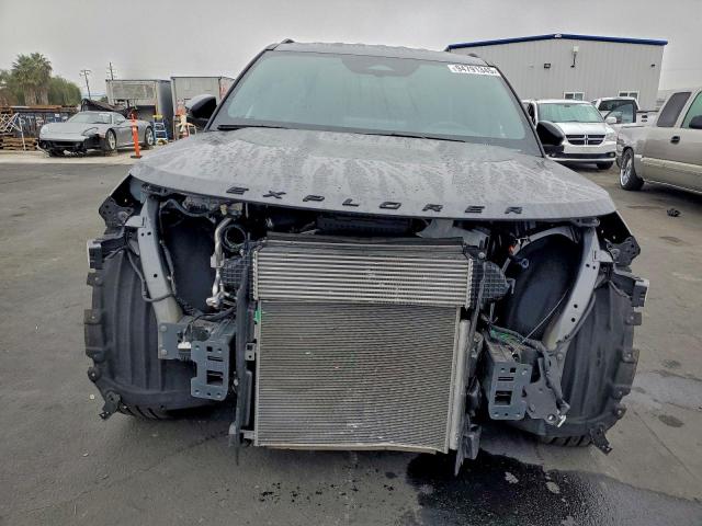 Ford Explorer St Image 6