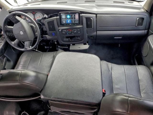 Dodge Ram 2500 St Image 4