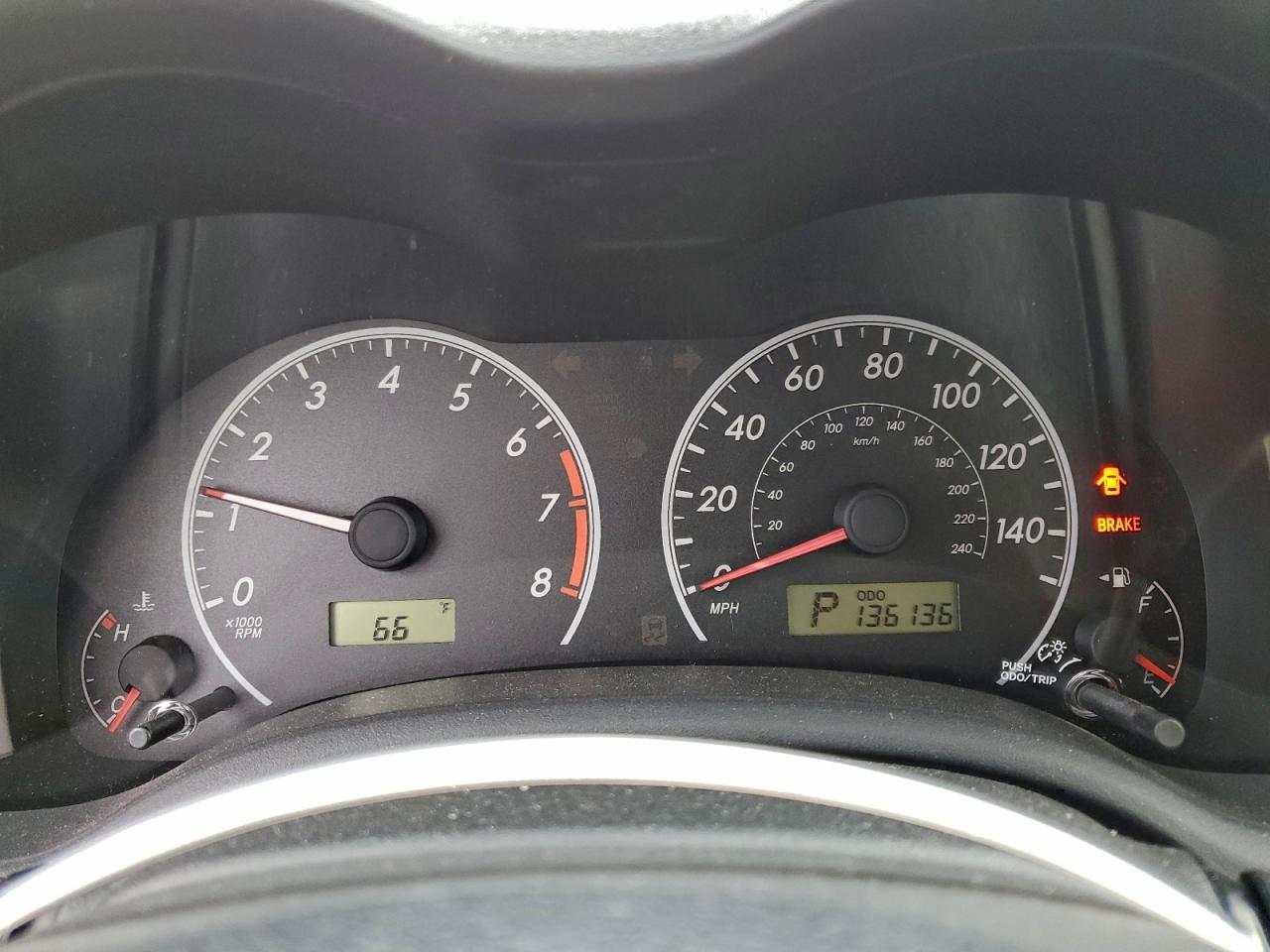 Toyota Corolla Base Image 7