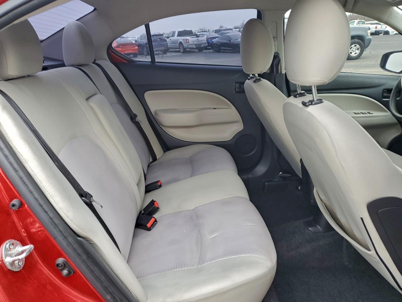 Mitsubishi Mirage G4 Es Image 3