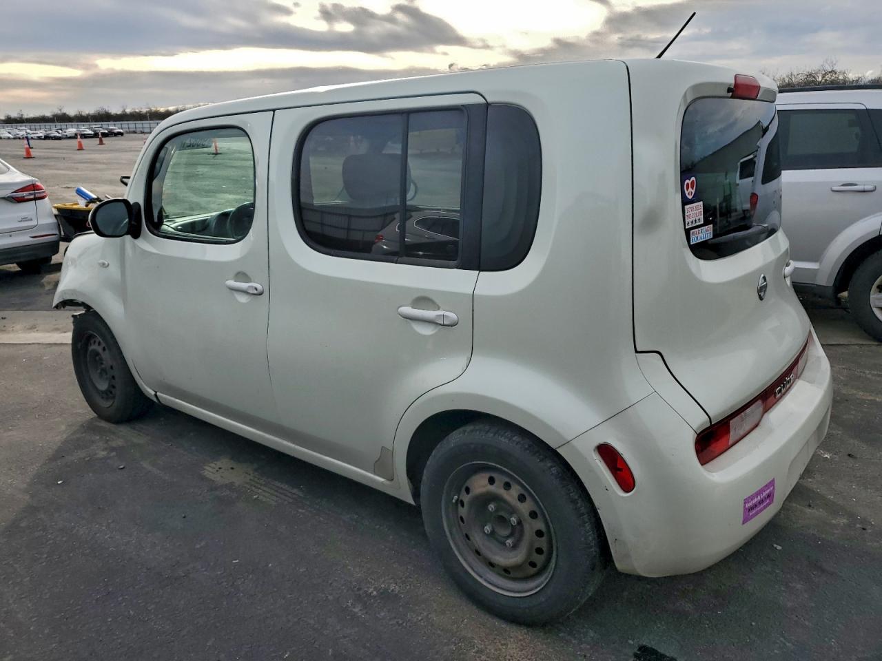 Nissan cube Base Image 5