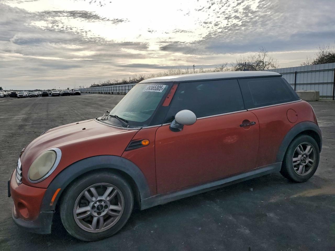 MINI Cooper Image 1