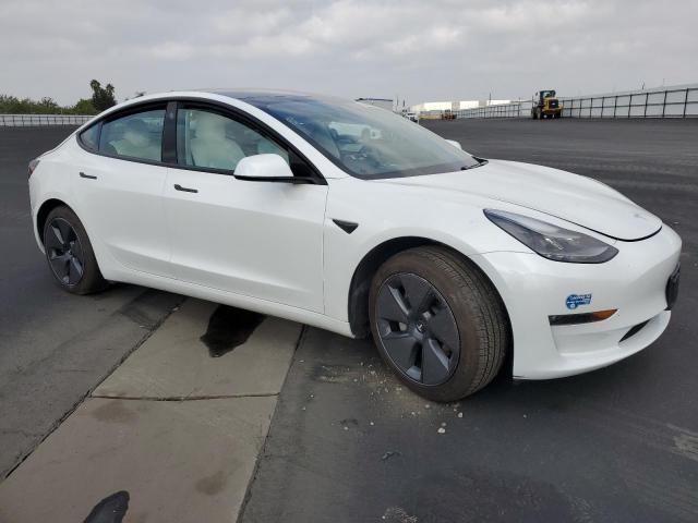 Tesla Model 3 Image 3