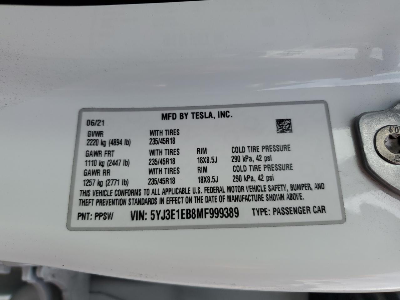 Tesla Model 3 Image 10