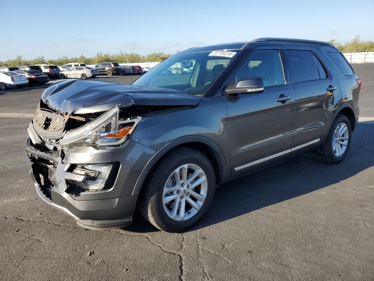 Ford Explorer Xlt Image 1