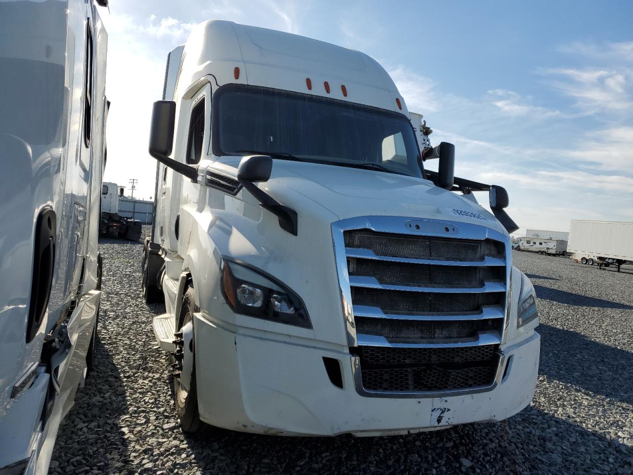 Freightliner Cascadia 1 Image 1
