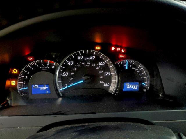 Toyota Camry Base Image 7