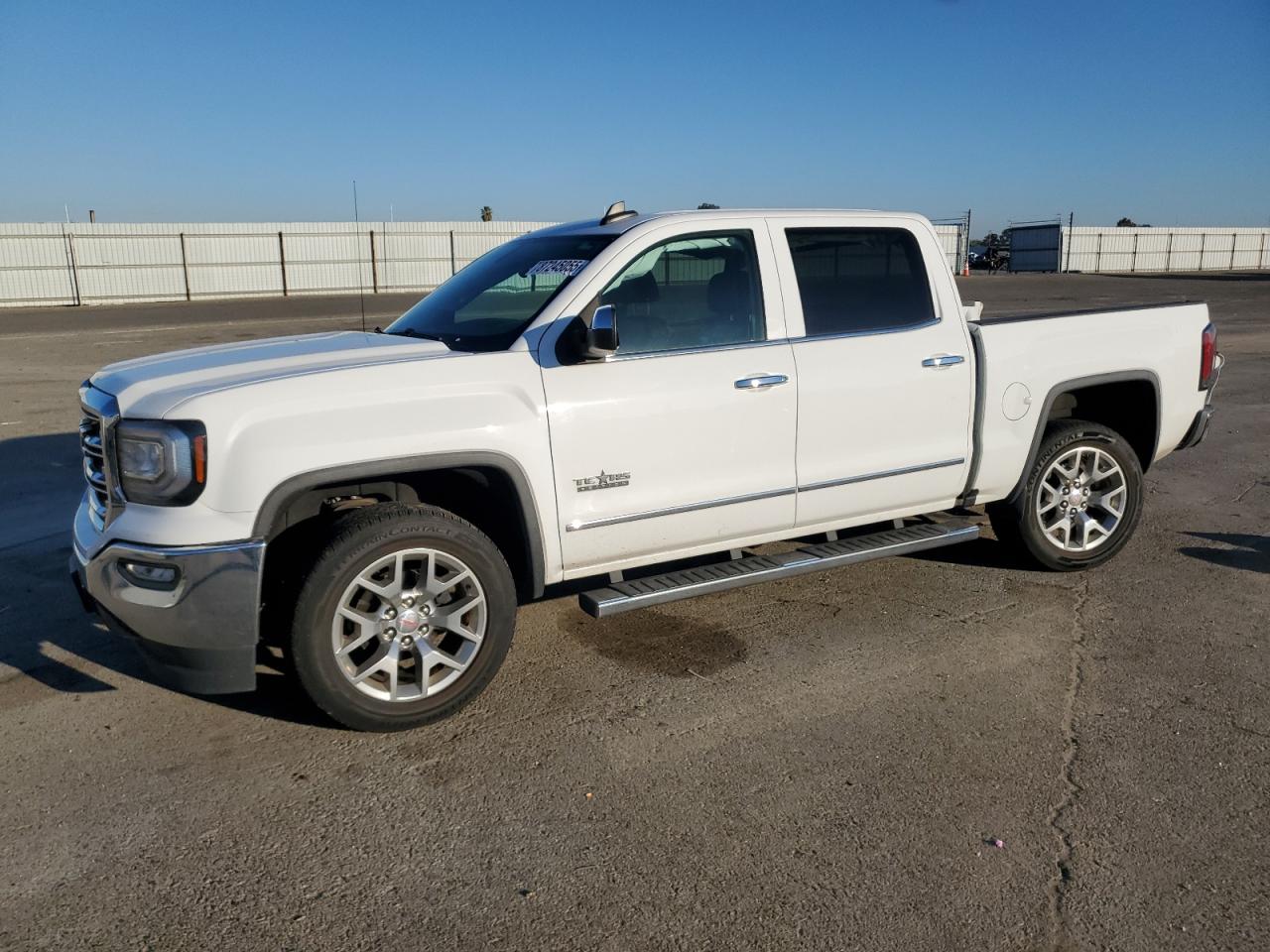 GMC Sierra C1500 Slt Image 1