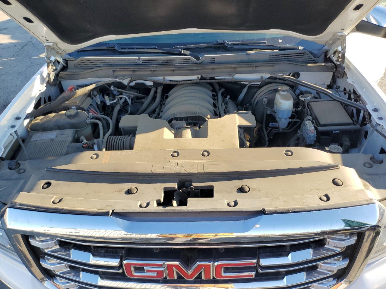 GMC Sierra C1500 Slt Image 7