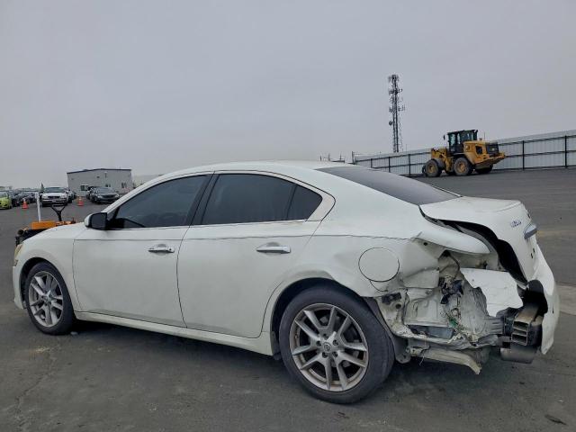 Nissan Maxima S Image 3