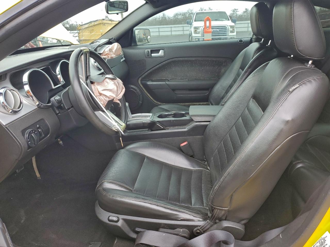 Ford Mustang Gt Image 8