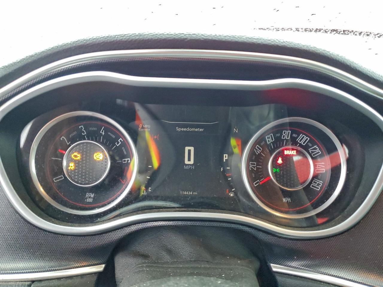 Dodge Challenger Sxt Plus Image 6