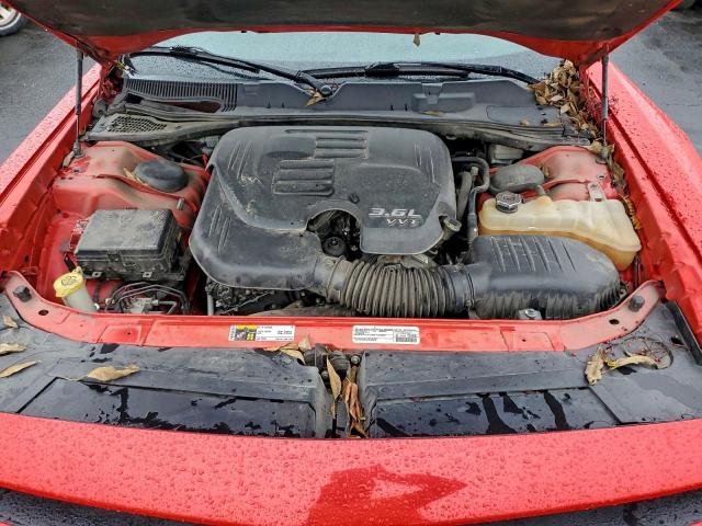 Dodge Challenger Sxt Plus Image 5