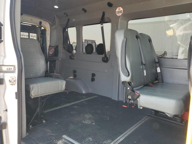 Ford Transit T-250 Image 9