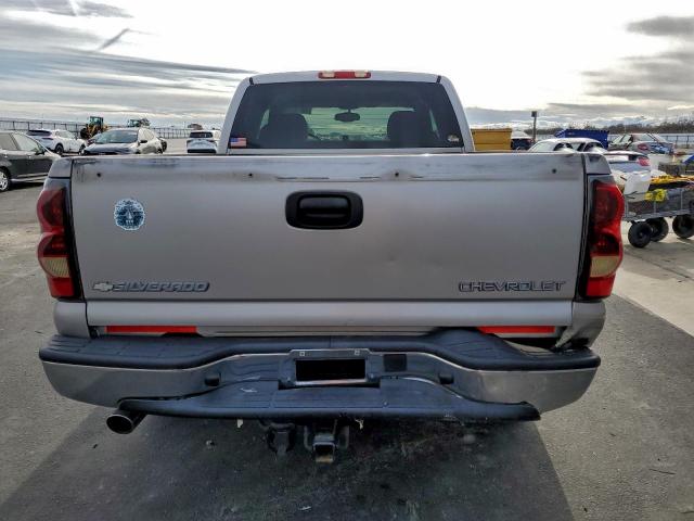 Chevrolet Silverado C1500 Image 5