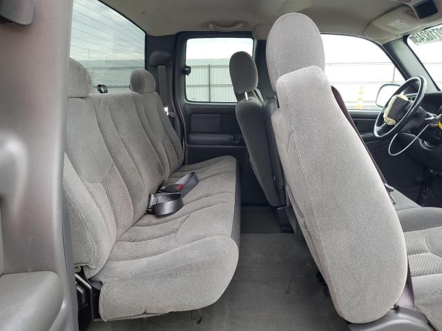 Chevrolet Silverado C1500 Image 11