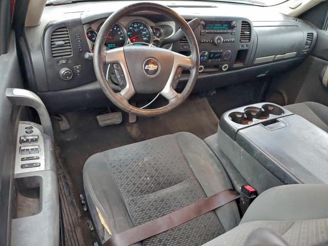 Chevrolet Silverado C1500 Image 11