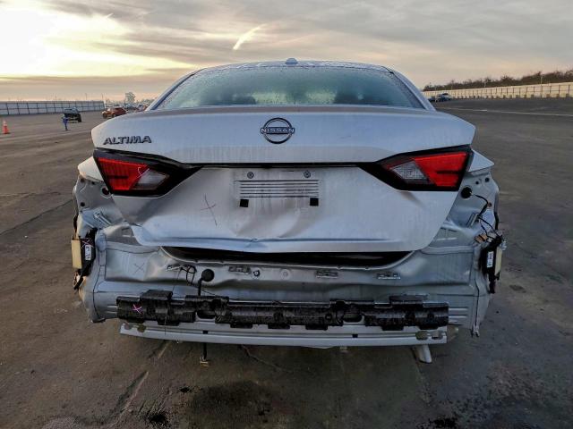 Nissan Altima Sv Image 5