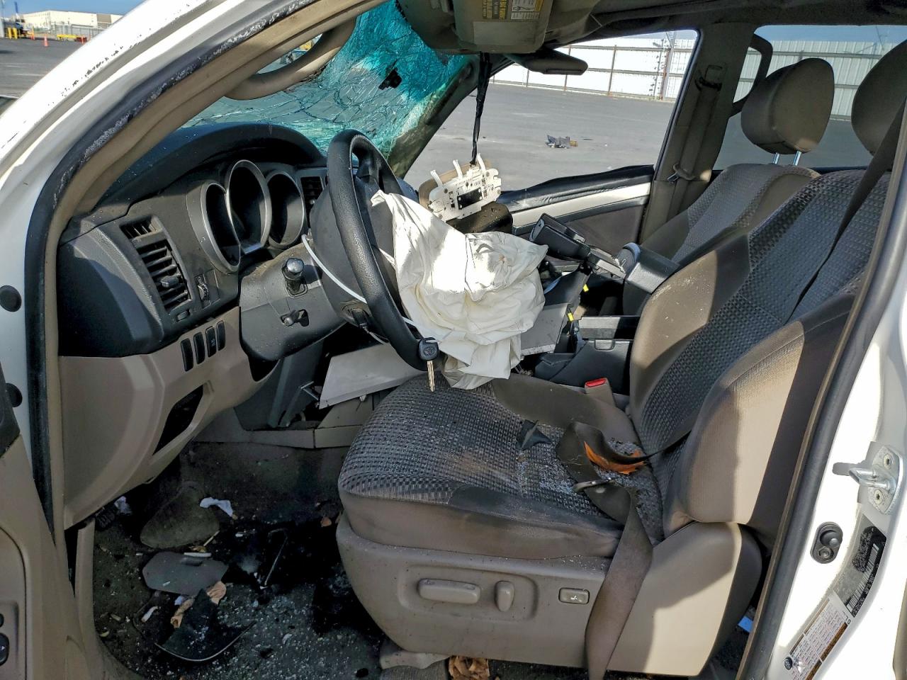 Toyota 4Runner Sr5 Image 12