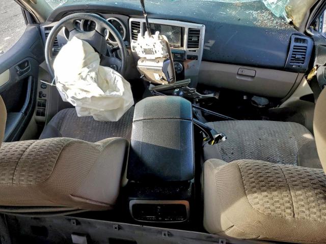 Toyota 4Runner Sr5 Image 4