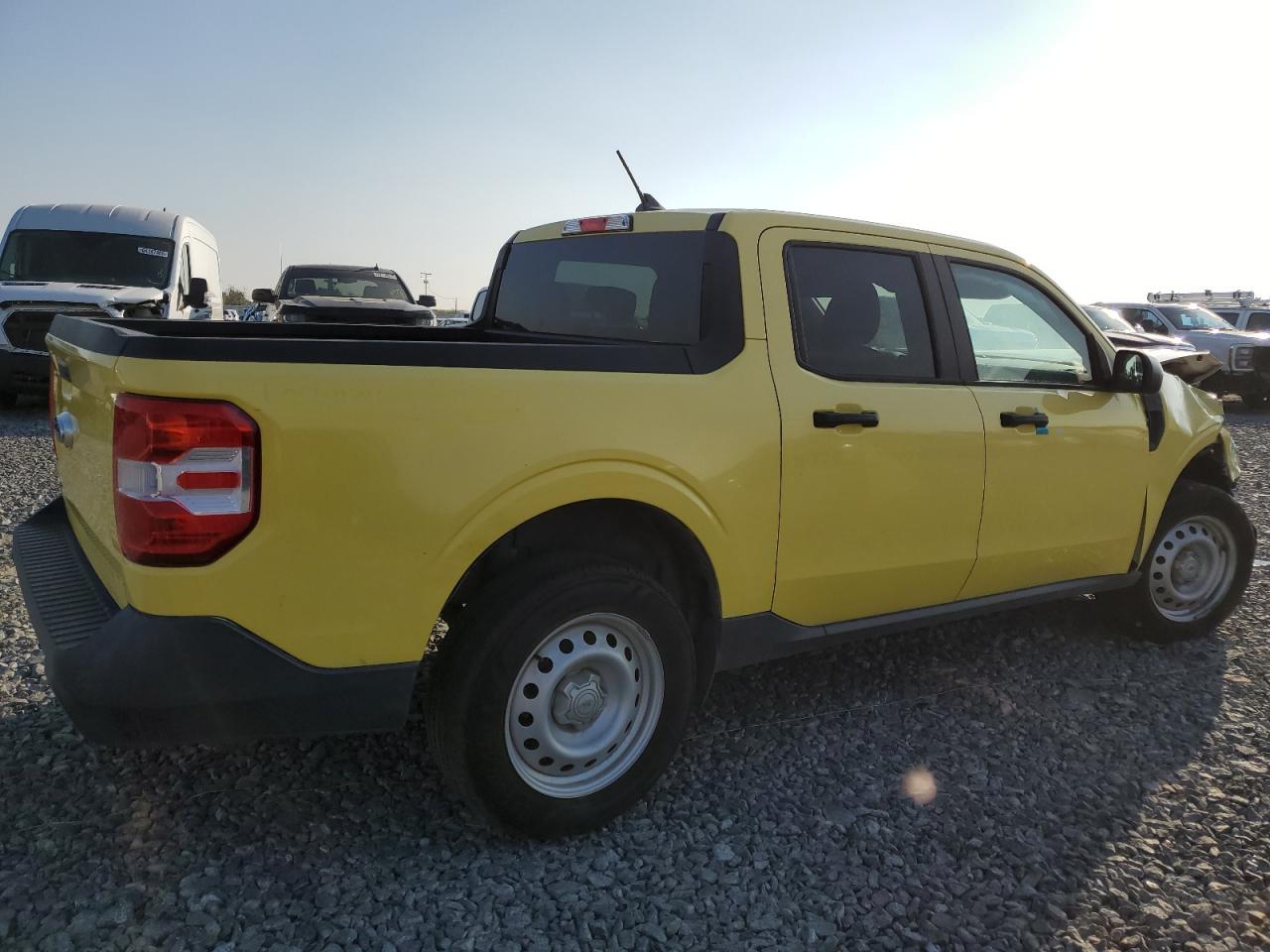 Ford Maverick Xl Image 6