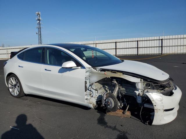 Tesla Model 3 Image 6