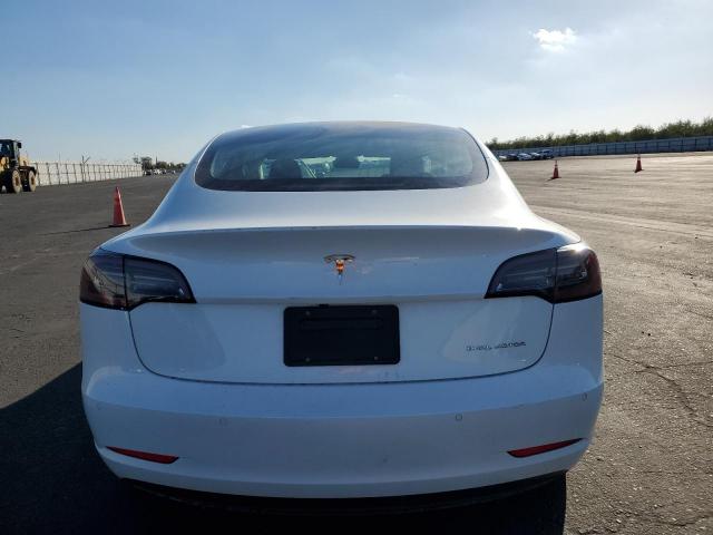 Tesla Model 3 Image 3