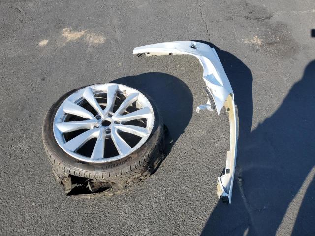 Tesla Model 3 Image 10