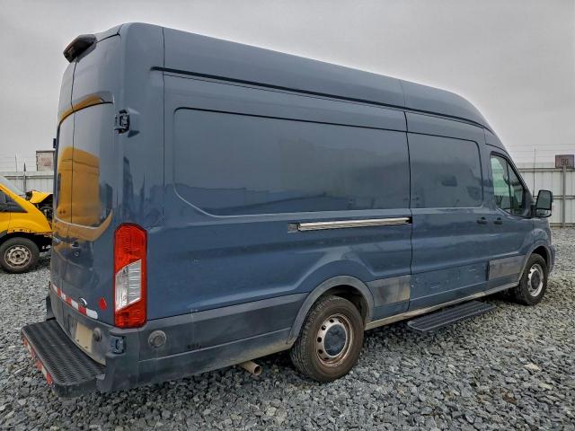 Ford Transit T-250 Image 3